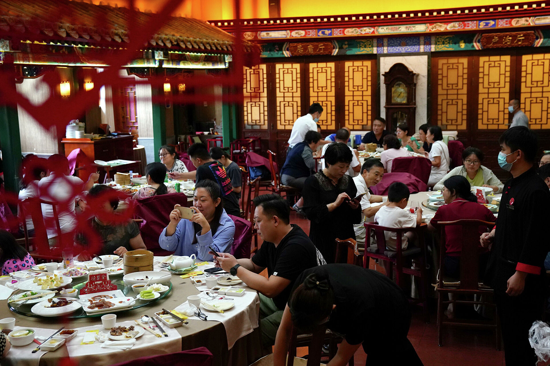 Китайцы в ресторане