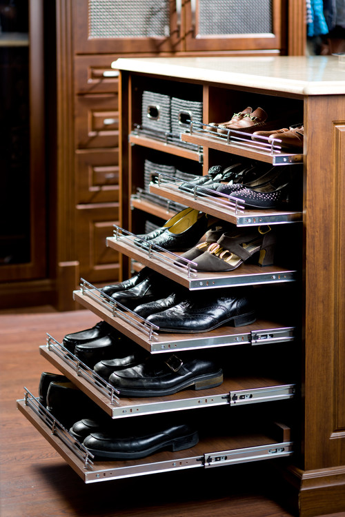 Ящик удобнее полок. Как организовать хранение обуви — идеи и варианты. Фото с сайта NewPix.ru