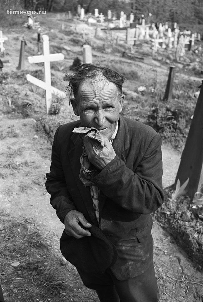 Жизнь в СССР в 60–70-х годах глазами российского фотографа, который эмигрировал на Запад. Жизнь в СССР в 60–70-х годах глазами российского фотографа, который эмигрировал на Запад.