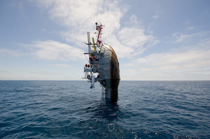 Научный корабль для изучения волн. /Фото: sea-technology.com. Научный корабль для изучения волн. /Фото: sea-technology.com.