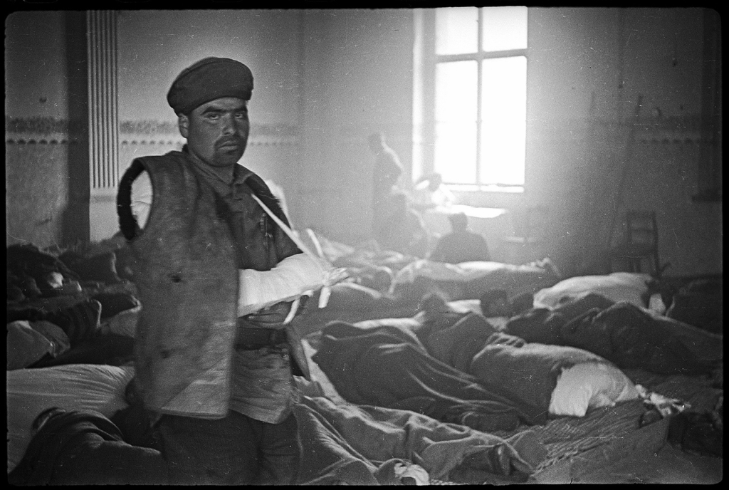 Военный фотограф Валерий Фаминский: 1943-45 гг Военный фотограф Валерий Фаминский: 1943-45 гг