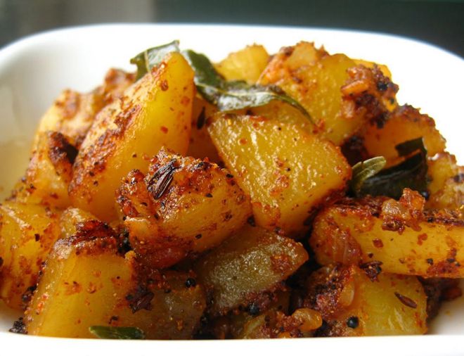 картошка с тушенкой