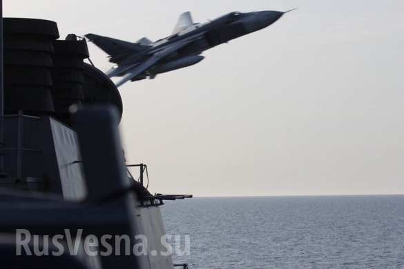 Бомбардировщики ВКС России начали запугивать ВМС США у берегов Сирии Бомбардировщики ВКС России начали запугивать ВМС США у берегов Сирии