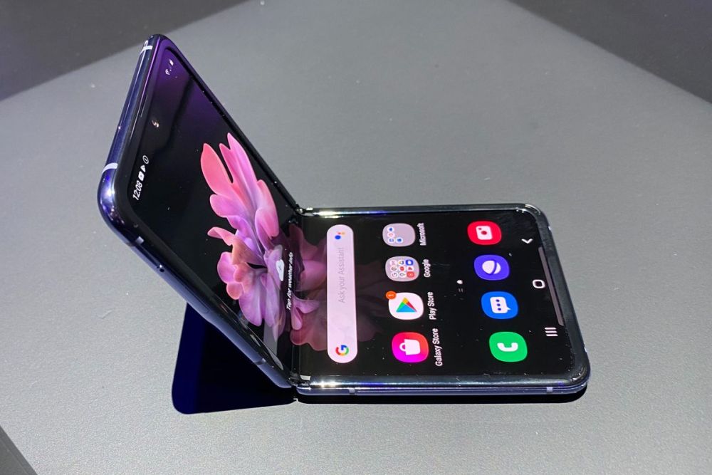 8 фактов о новой раскладушке с гибким экраном Samsung Galaxy Z Flip