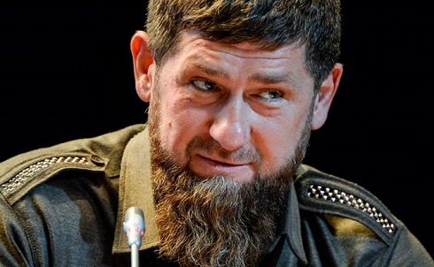 Кадыров — Кремлю: Давайте денег побольше и не мешайте Кадыров — Кремлю: Давайте денег побольше и не мешайте