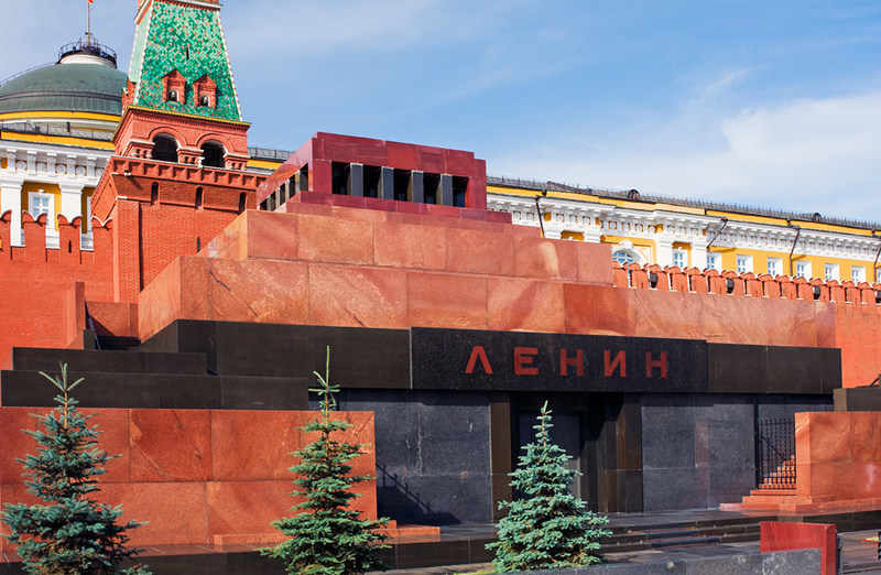 Похороним Ильича - заживём как сыр в масле... Похороним Ильича - заживём как сыр в масле...