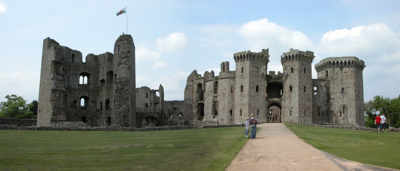 Замки Англии: Раглан (Raglan Castle)