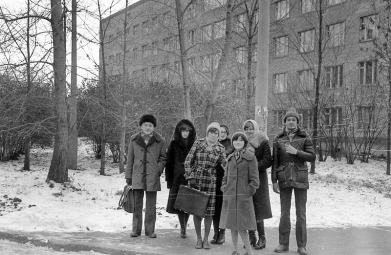 Жизнь советских женщин в общежитиях Жизнь советских женщин в общежитиях
