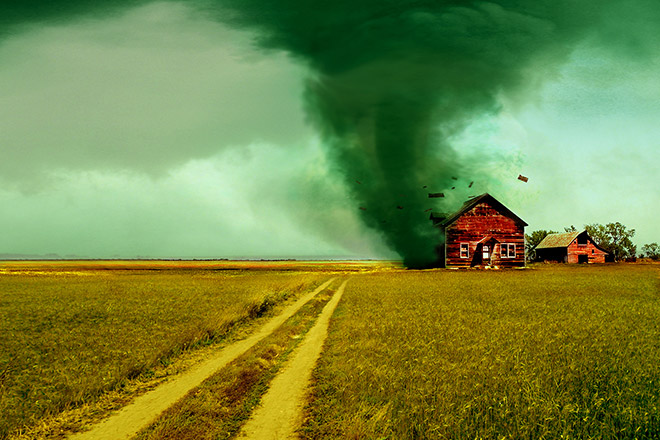 9 любопытных фактов о торнадо, которые вас удивят