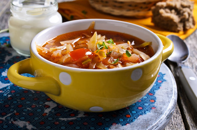 Кухня Кубани: борщ по-кубански, кабачковый торт, вареники с вишней и медом Кухня Кубани: борщ по-кубански, кабачковый торт, вареники с вишней и медом
