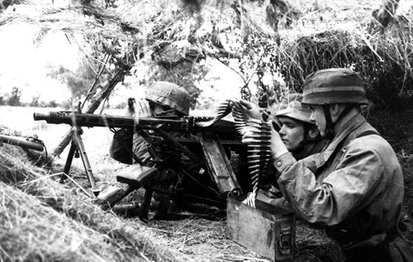 Рассказы об оружии. Пулемёт MG 42 Рассказы об оружии. Пулемёт MG 42