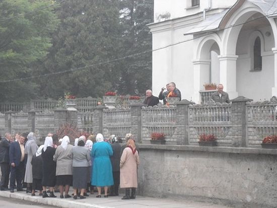 «Люди ужаснулись, увидев священника в крови!» – Во Львовской области захвачен храм