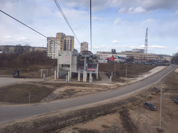 Нижегородская канатная дорога — через Волгу между Нижним Новгородом и Бором. Нижегородская канатная дорога — через Волгу между Нижним Новгородом и Бором.