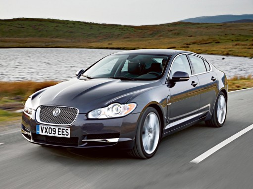 «Кошачьи забавы» Jaguar XF: три года не возраст