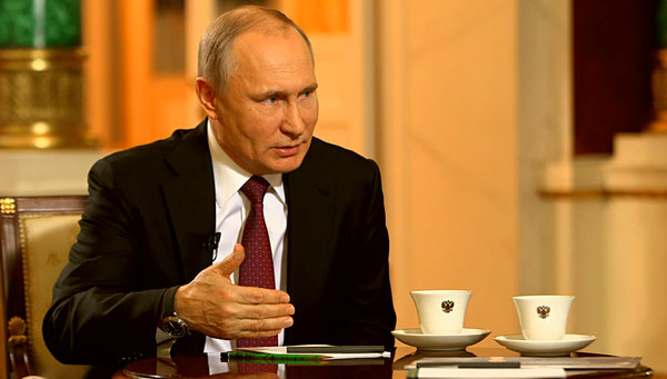 Короткий эпизод из интервью Путина, вызвавший настоящий шквал пророссийских настроений в Германии... Короткий эпизод из интервью Путина, вызвавший настоящий шквал пророссийских настроений в Германии...