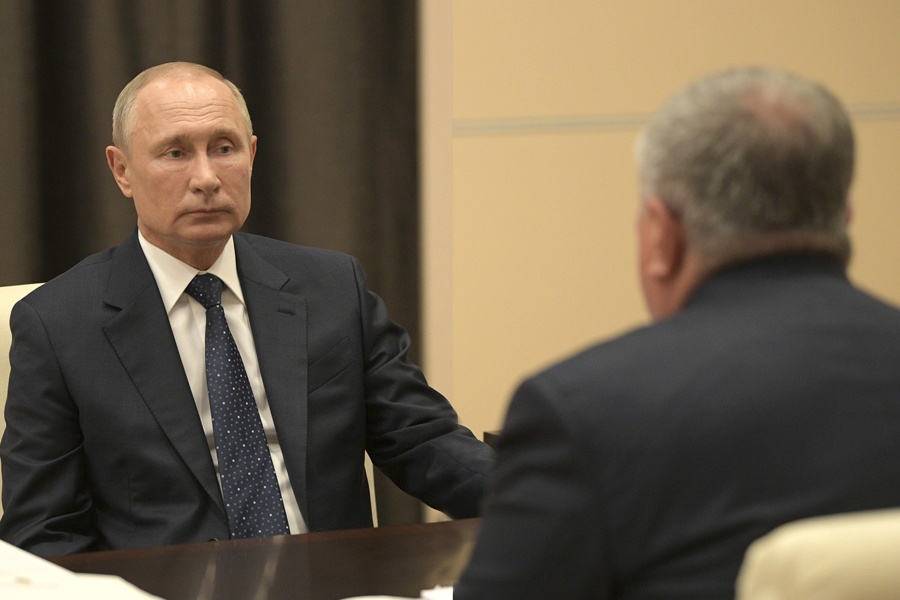 Meet-Putin-Sechin Meet-Putin-Sechin