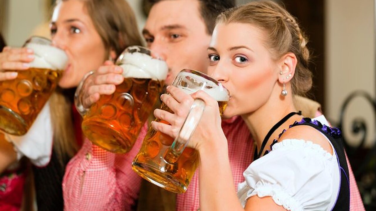 Нарколог раскрыл настоящие последствия привычки пить пиво по вечерам