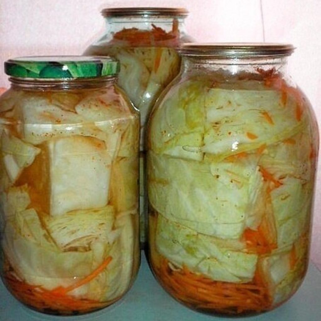 Капуста маринованная с перчиком (в банке)