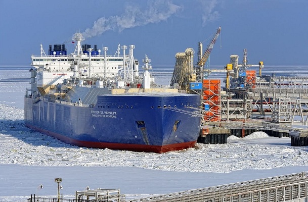 Впервые в истории газовоз прошел по СМП в мае