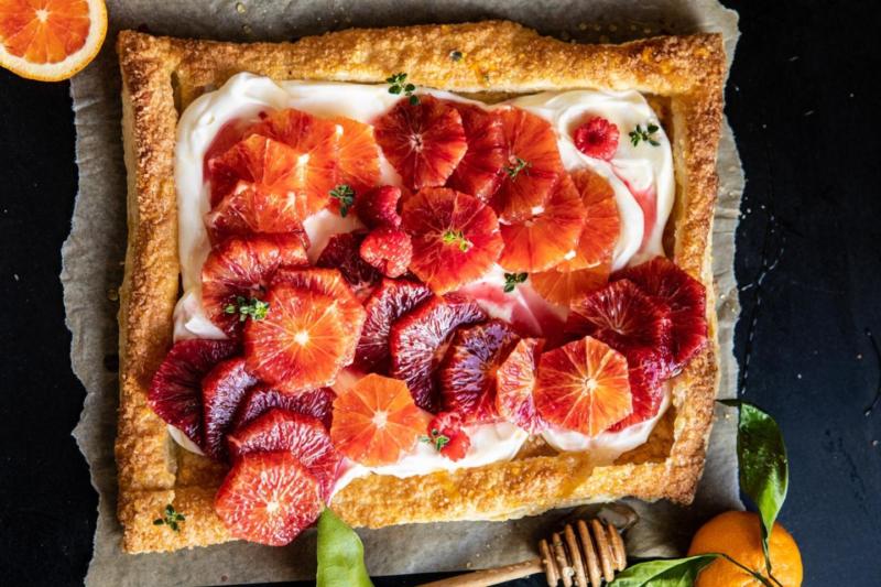 Изображение рецепта Пирог с красными апельсинами и кремом