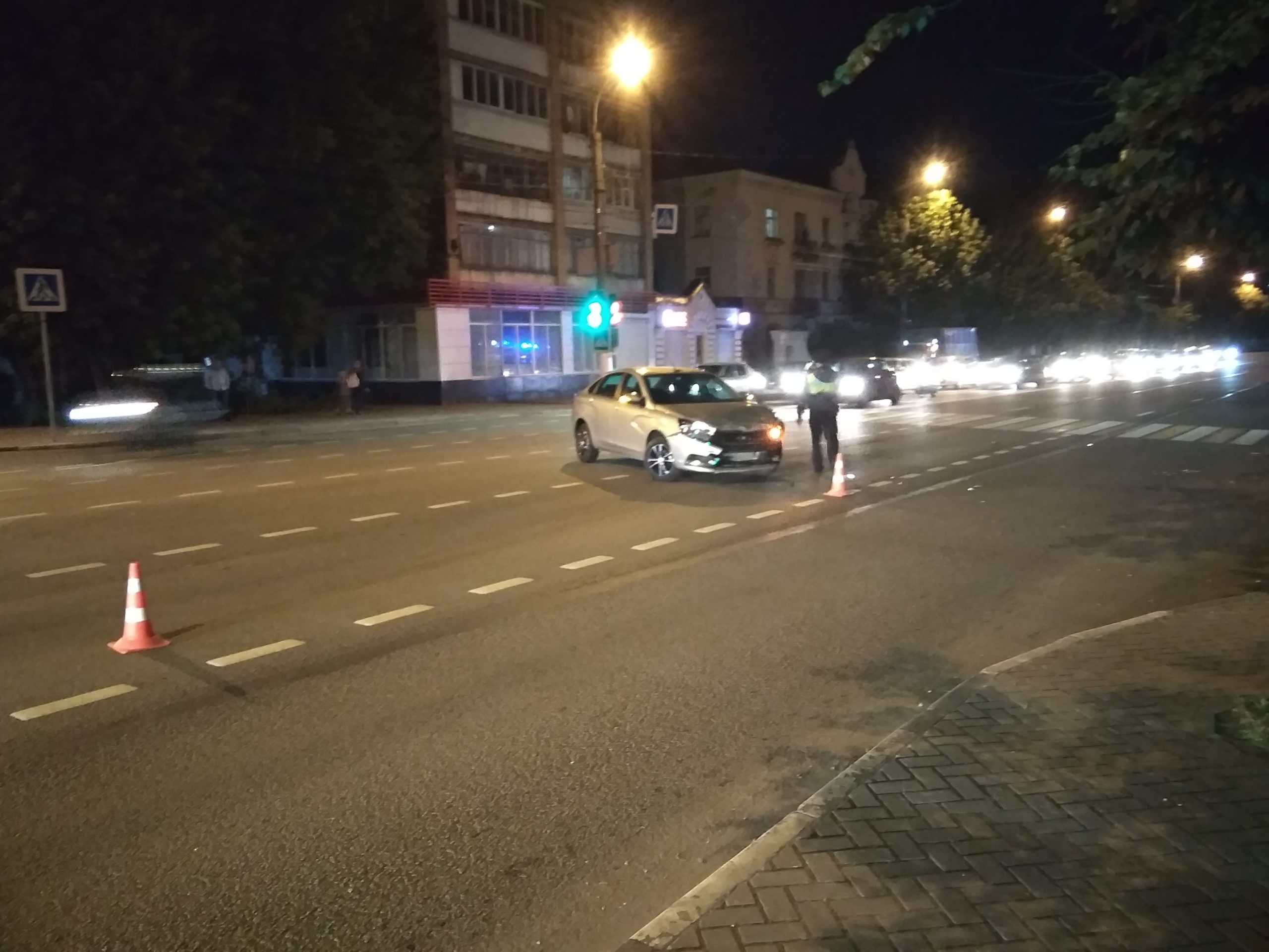 На перекрёстке в Твери «Лада» сбила мотоциклиста