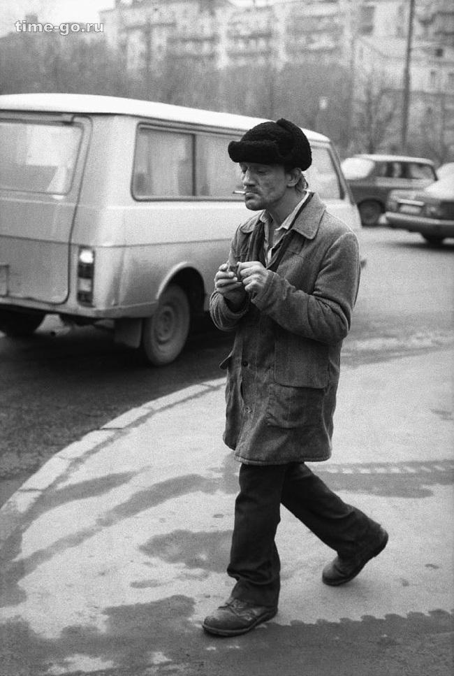 Жизнь в СССР в 60–70-х годах глазами российского фотографа, который эмигрировал на Запад. Жизнь в СССР в 60–70-х годах глазами российского фотографа, который эмигрировал на Запад.