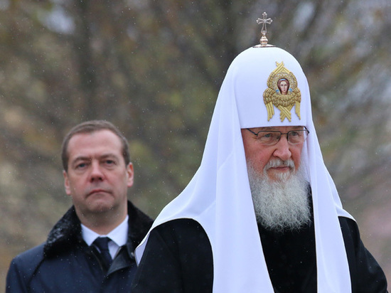 Госдума разрешила засекретить имущество высших чиновников, патриарха и их родственников Госдума разрешила засекретить имущество высших чиновников, патриарха и их родственников