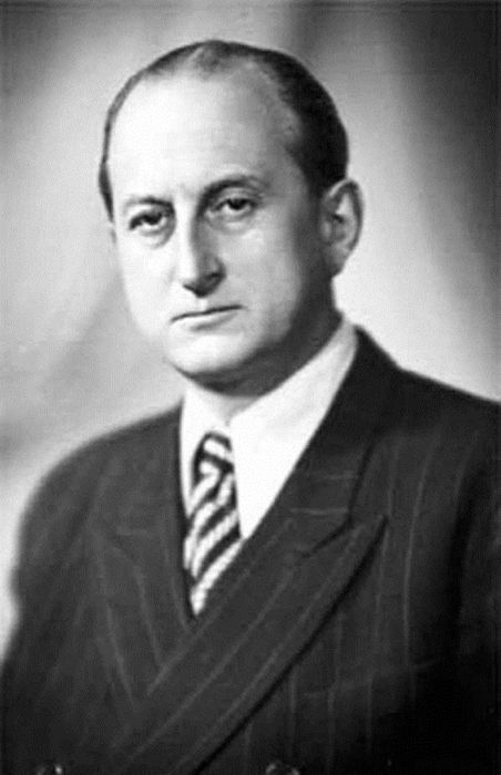 Михаил Ромм, младший брат писателя и поэта Александра Ромма. / Фото: www.wikipedia.org Михаил Ромм, младший брат писателя и поэта Александра Ромма. / Фото: www.wikipedia.org