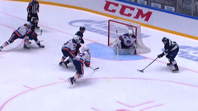 Сыгран самый продолжительный матч в истории российского хоккея