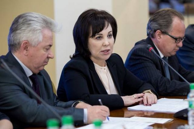 Глава правительства Сахалина Щербина подала в отставку