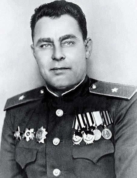 БРЕЖНЕВ БРЕЖНЕВ