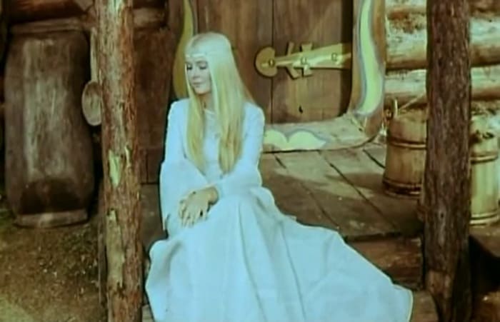 Наталия Богунова в фильме *Весенняя сказка*, 1971 | Фото: megogo.net Наталия Богунова в фильме *Весенняя сказка*, 1971 | Фото: megogo.net