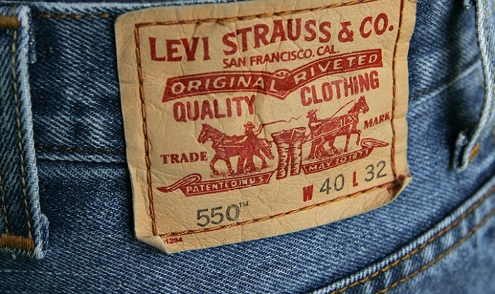 Эти нестареющие джинсы: штаны, которые должны были помочь разбогатеть старателям