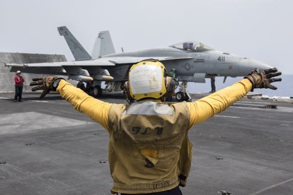 Южная Корея и США начали военные учения по нанесению ударов по ядерным объектам КНДР Южная Корея и США начали военные учения по нанесению ударов по ядерным объектам КНДР