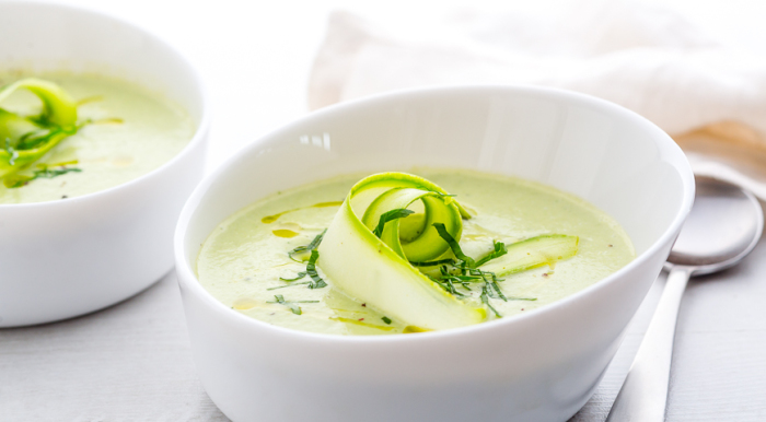 Крем-суп из кабачков. \ Фото: gastronom.ru. 7 простых, но вкусных блюд из кабачков, которые станут прекрасной альтернативой картошке