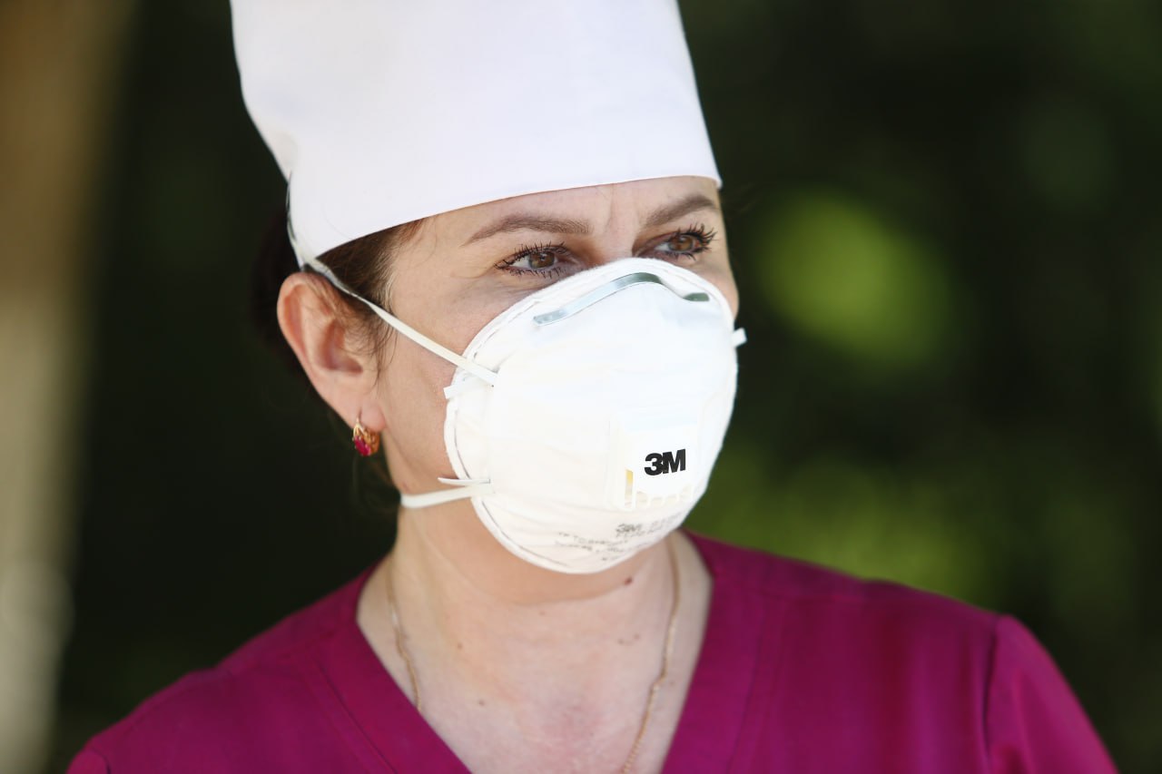 Доктор Мясников предупредил об опасности гонконгского гриппа для пожилых людей