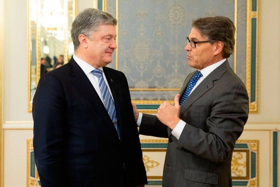 О чем Порошенко договорился с американским министром