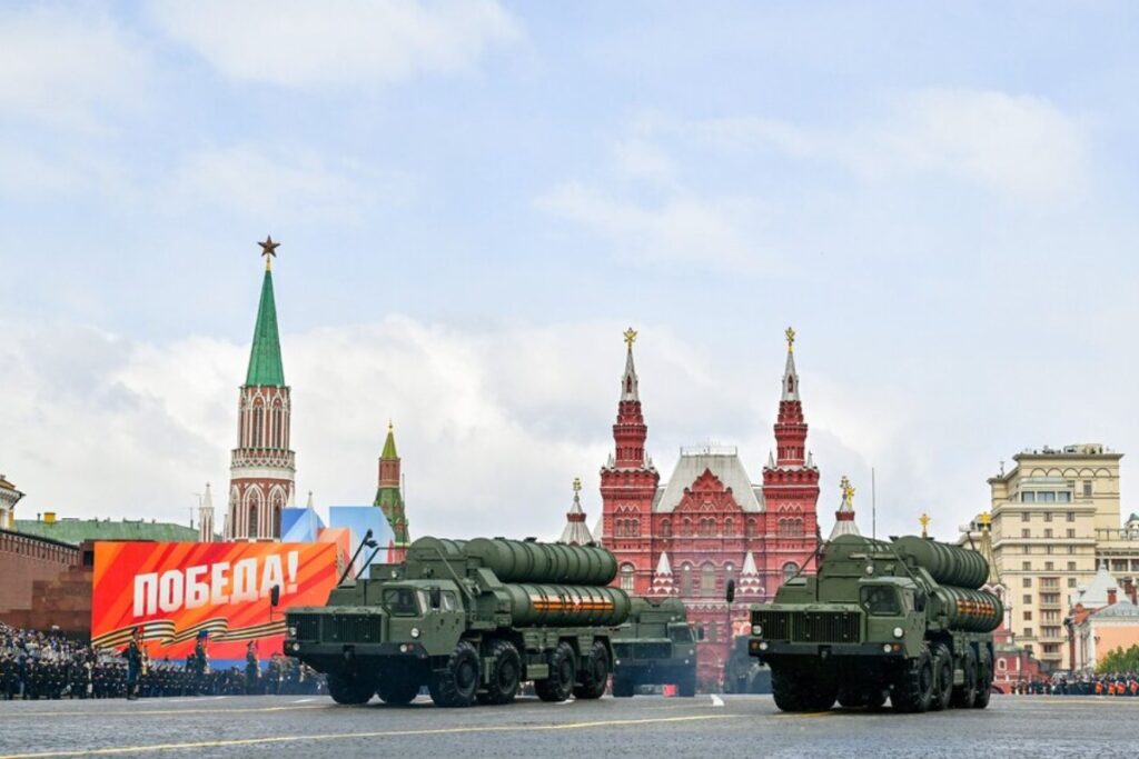 Синоптики рассказали о погоде в День Победы в Москве 1 yu280425.11.02