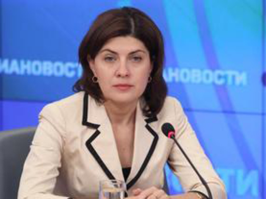 Замглавы Минобрнауки задержана в Москве по подозрению в мошенничестве Замглавы Минобрнауки задержана в Москве по подозрению в мошенничестве