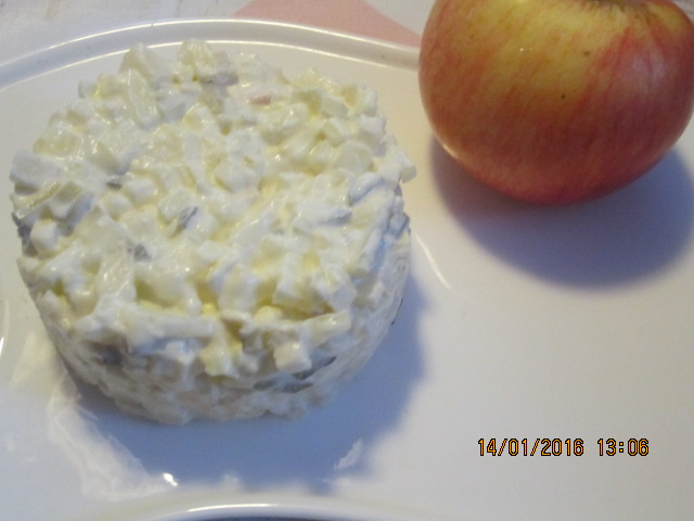 Салат по-польски (Быстрая закуска к мясу) Салат по-польски (Быстрая закуска к мясу)