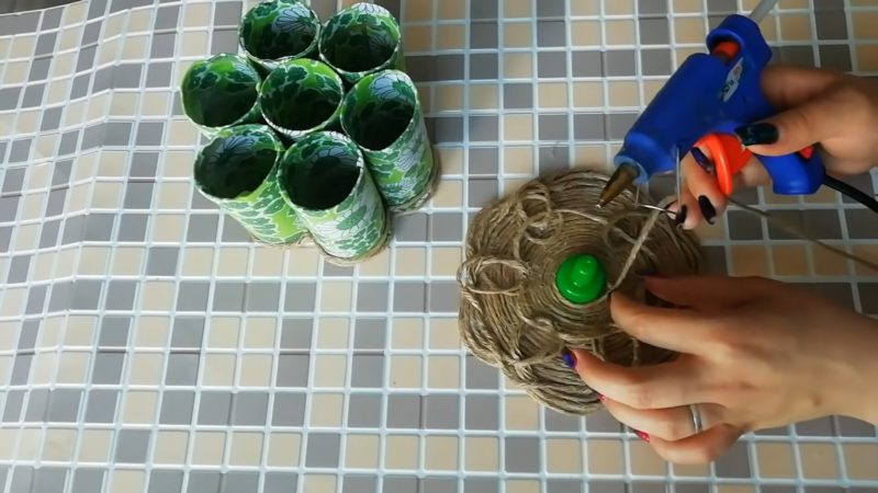 Красота из мусорного ведра — просто втулки от бумаги, джут и картон