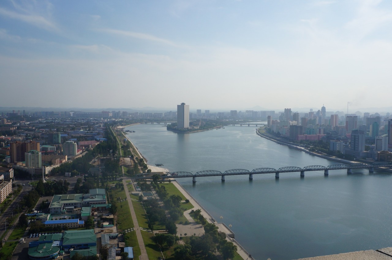 Неделя в Пхеньяне Неделя в Пхеньяне