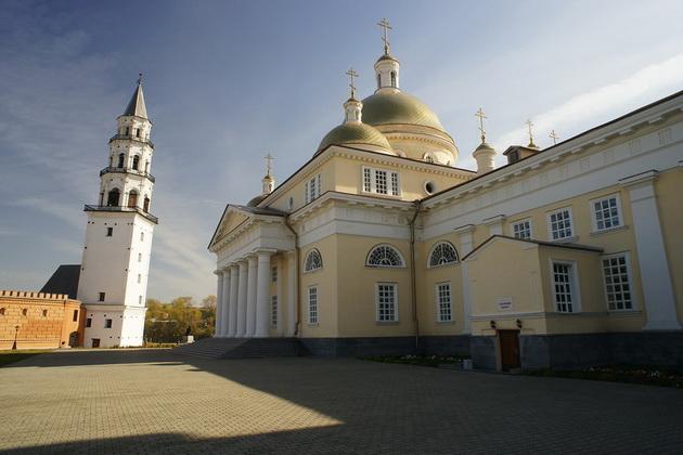 Невьянская наклонная башня Невьянская наклонная башня