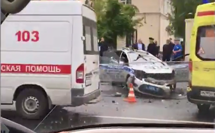 Видео с места жуткого ДТП с машиной МВД, в котором погиб полицейский