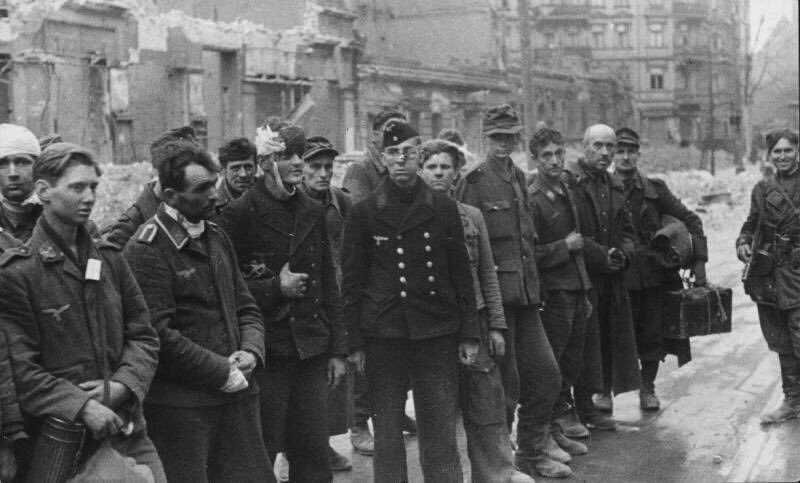 Как жили немецкие пленные после возвращения в Германию.