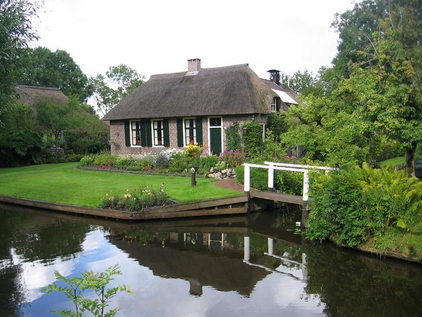 Giethoorn06 Гитхорн: деревня, где нет дорог