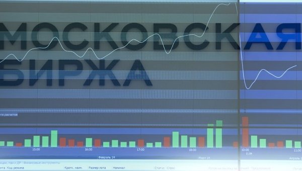 Новые санкции США опустили индекс РТС ниже 1000 пунктов, ММВБ - ниже 1800 пунктов