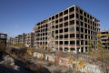 Власти Детройта подали заявление о банкротстве. Заброшенный автомобильный завод в Детройте Фото: Albert duce / Wikipedia