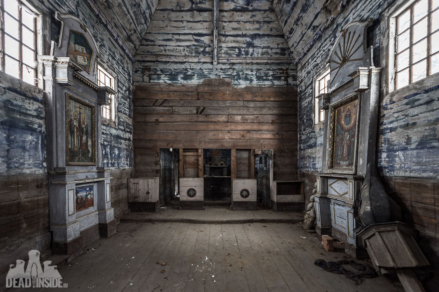 9 красивых фотографий заброшенных церквей в Польше