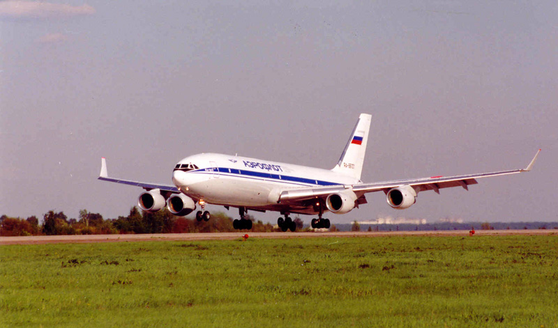 Ил-96Т
